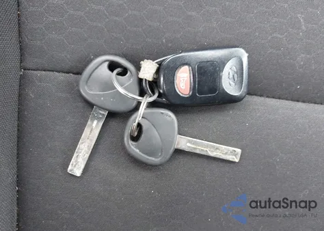 2019 Hyundai Elantra Sel из США, поврежденный, VIN 5NPD84LF2KH418213